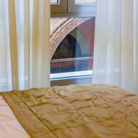 Astoria Apartment *