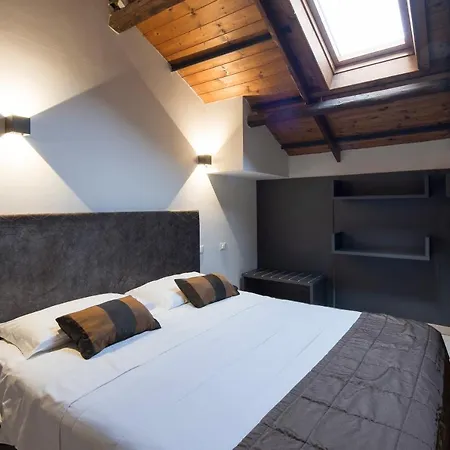 Astoria Apartment